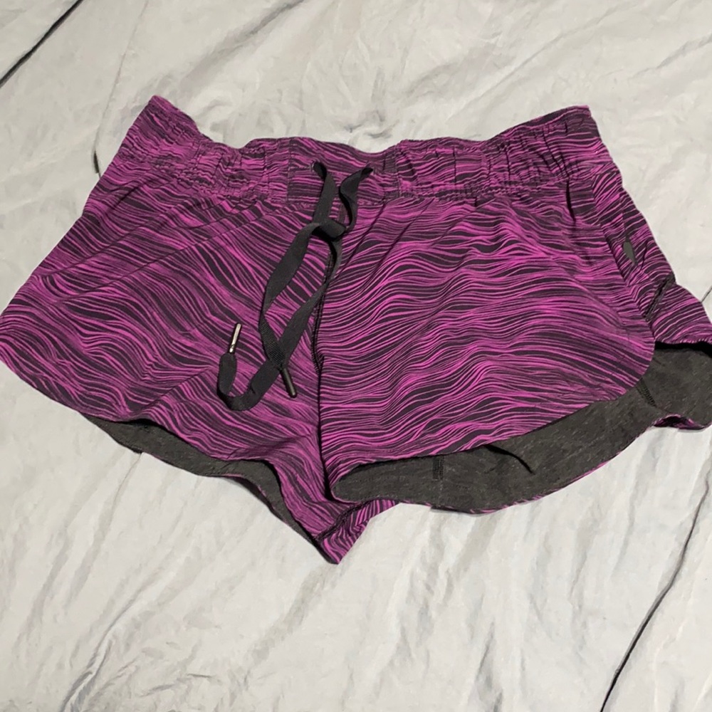 Lululemon reversible shorts